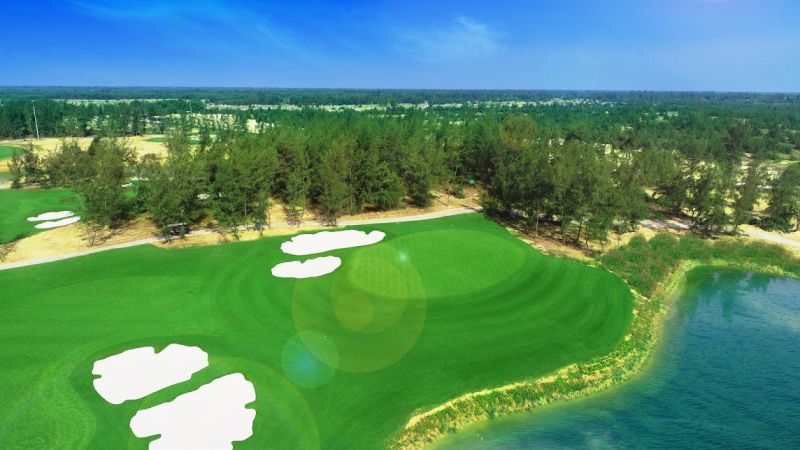 Vinpearl Resort Golf Nam Hoi     dramatic destination for golfers