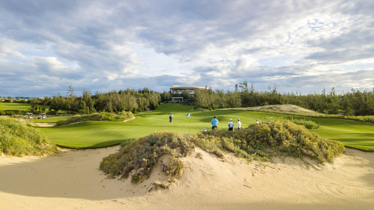 FLC GOLF LINKS QUY NHƠN MỘT TRONG NHỮNG SÂN GOLF ĐẸP NHẤT CHÂU Á