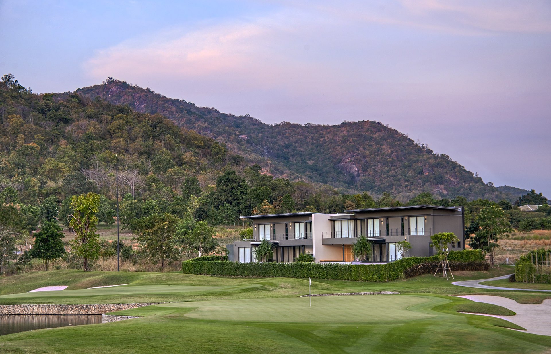 Black Mountain Golf Resort