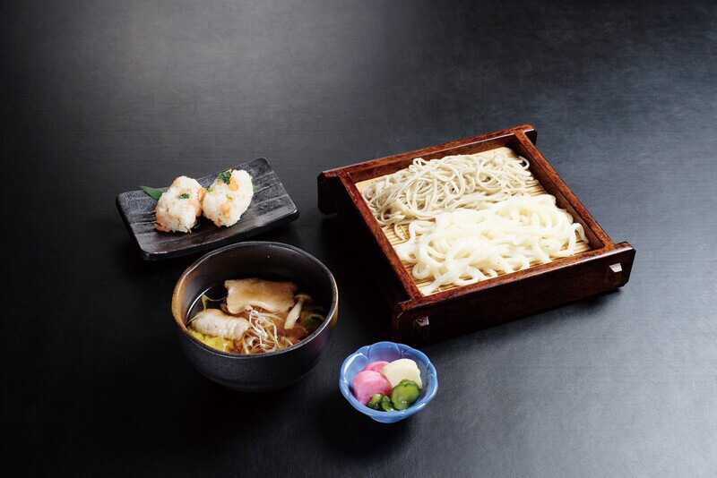 Bữa ăn trưa thường thấy tại Nhật Bản