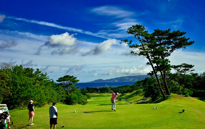 Sân golf Okinawa