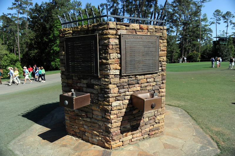 Đài phun nước Kỷ lục