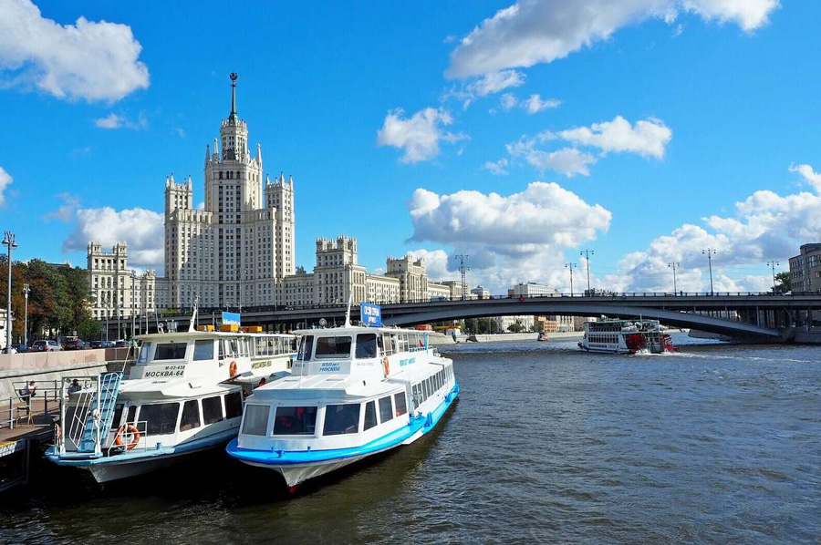 Du Thuyền sông Moscow