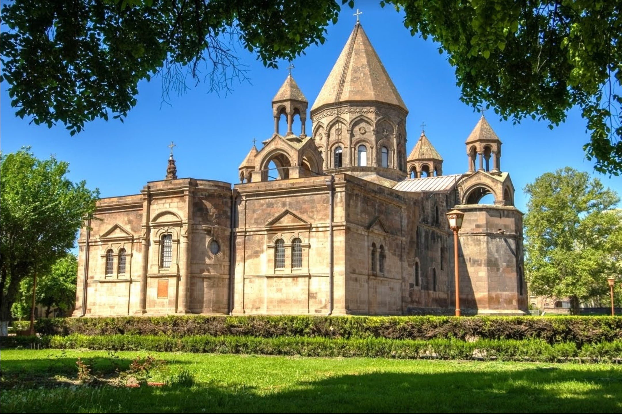 Nhà thờ Etchmiadzin