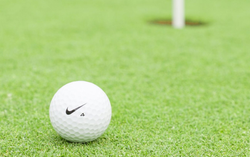 Bóng golf Nike