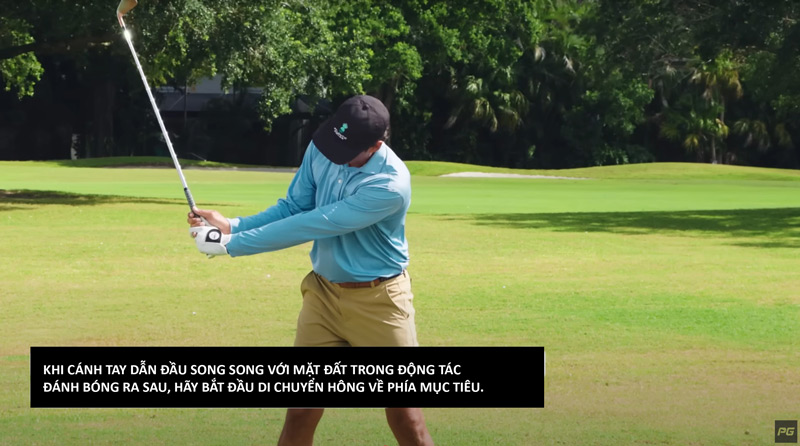 Xoay hông trong dowswing