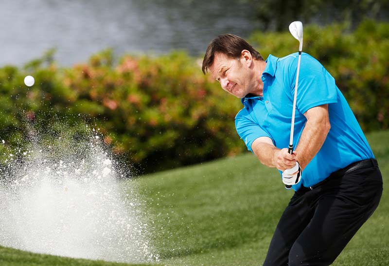 Nick Faldo trên sân golf