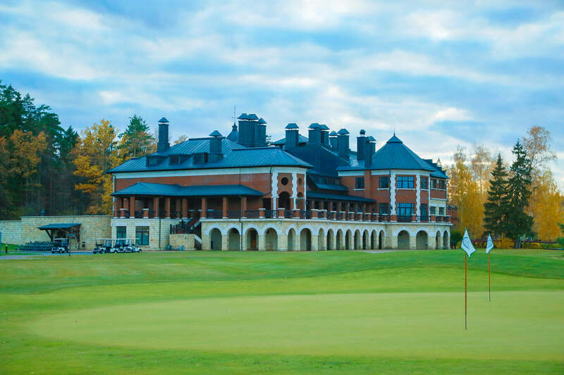 Pestovo Golf & Yacht Club