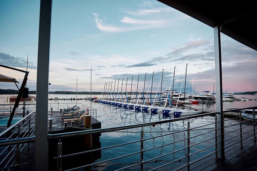 Bến du thuyền tại Pestovo Golf & Yacht Club
