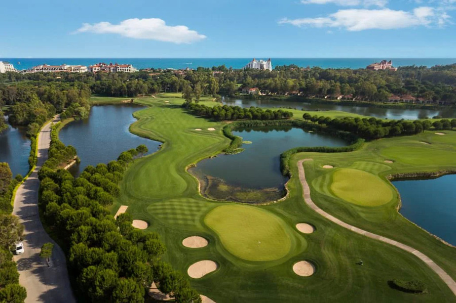 Chơi golf Belek