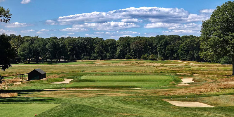 Piping Rock Club