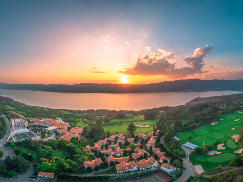 Spring City Golf & Lake Resort