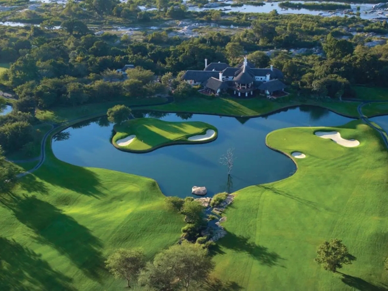 Tour golf Nam Phi
