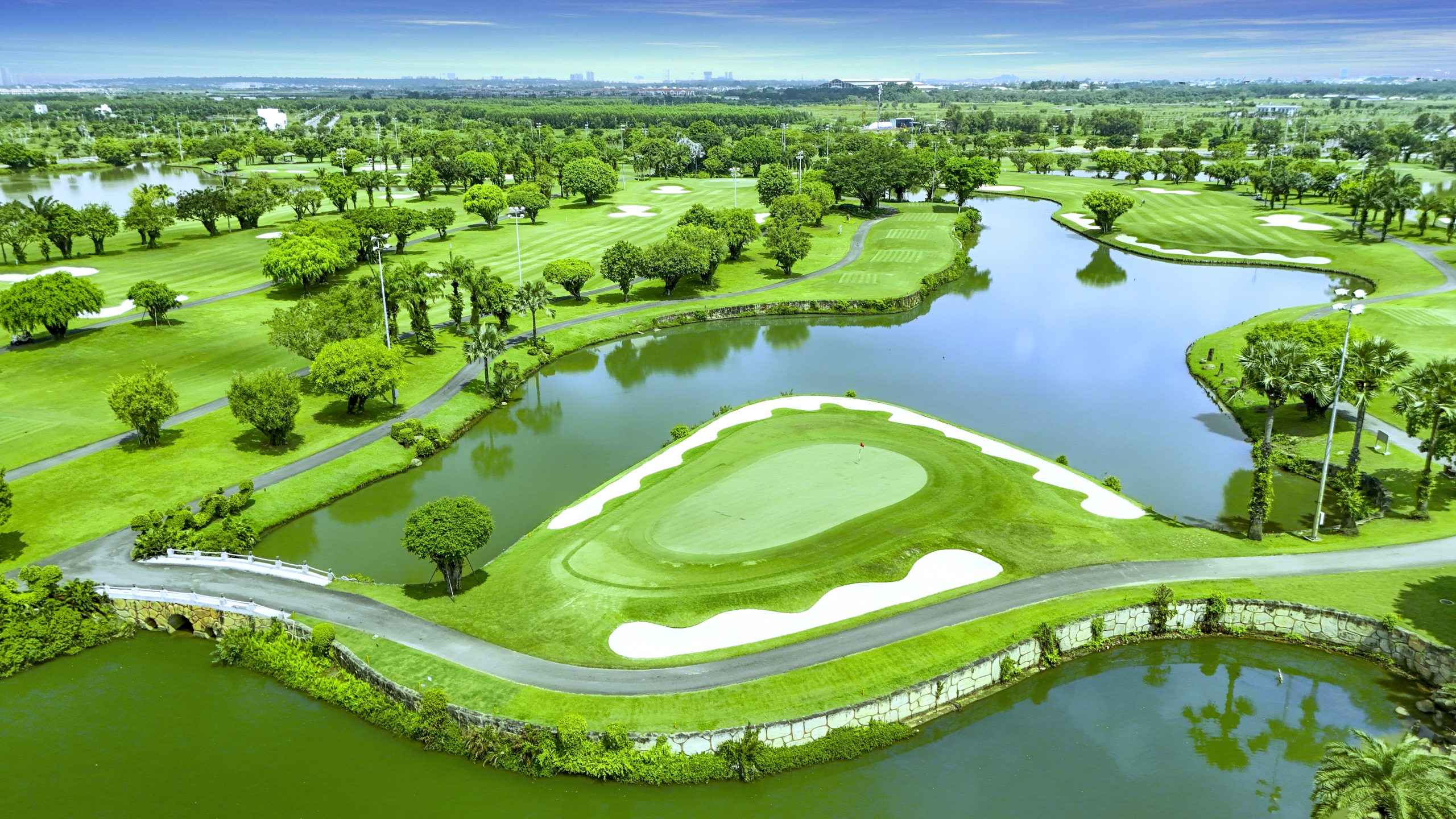 SOUTHERN VIETNAM GOLF TOUR – Code: AT-GSVN 004/ 5D4N3R
