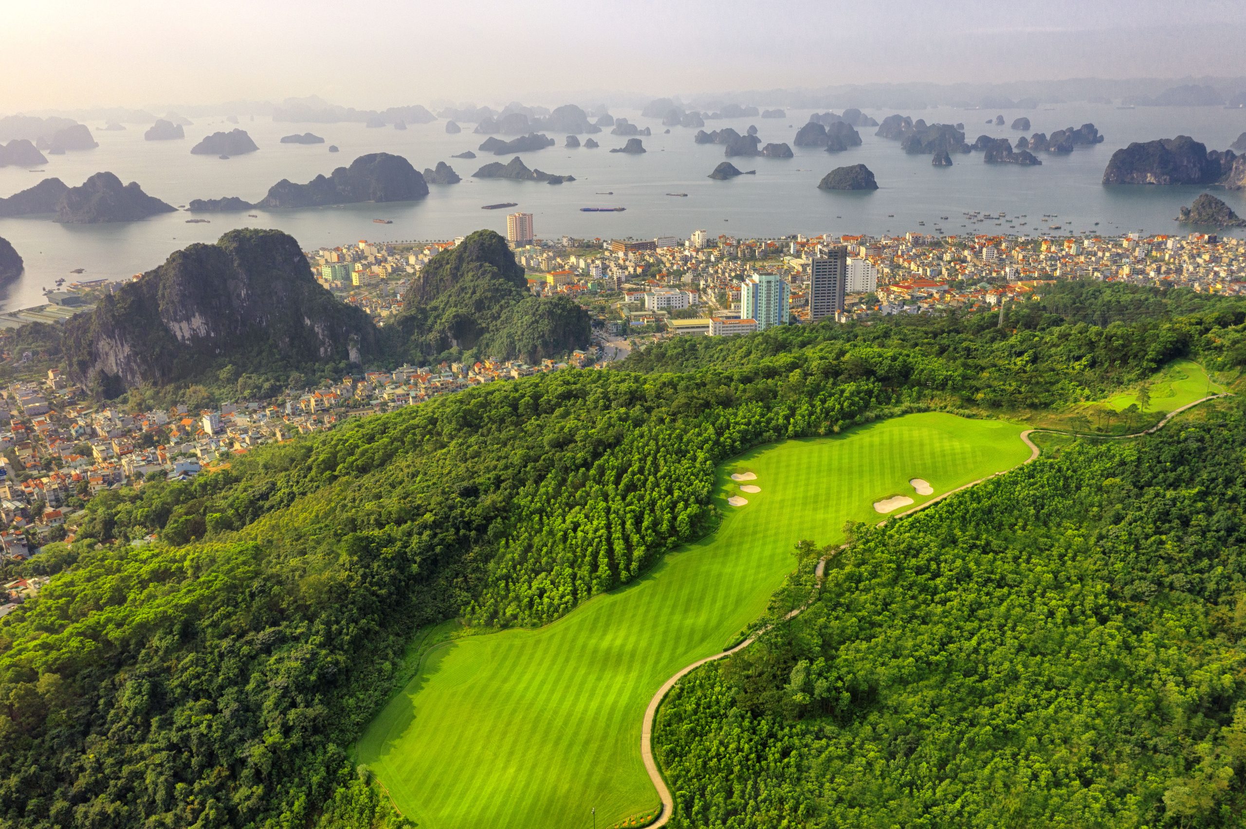 NORTHERN VIETNAM GOLF TOUR & SIGHTSEEING – Code: AT-GNVN 001/ 11D10N4R