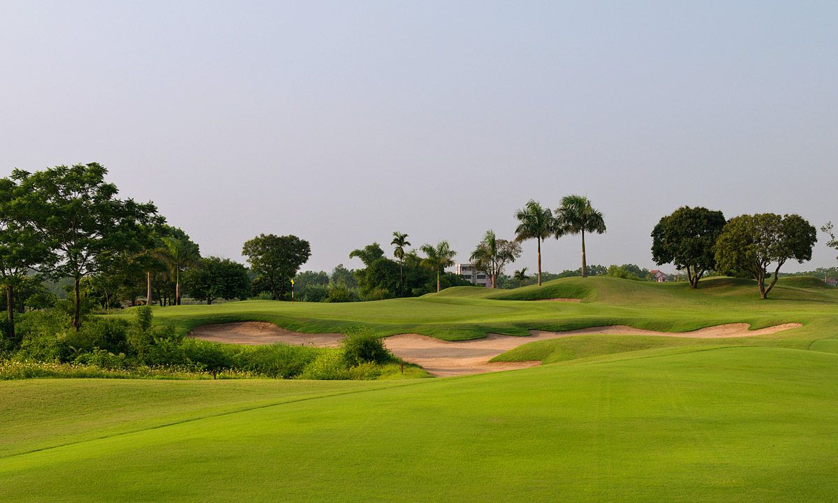 Sky Lake Resort & Golf Club