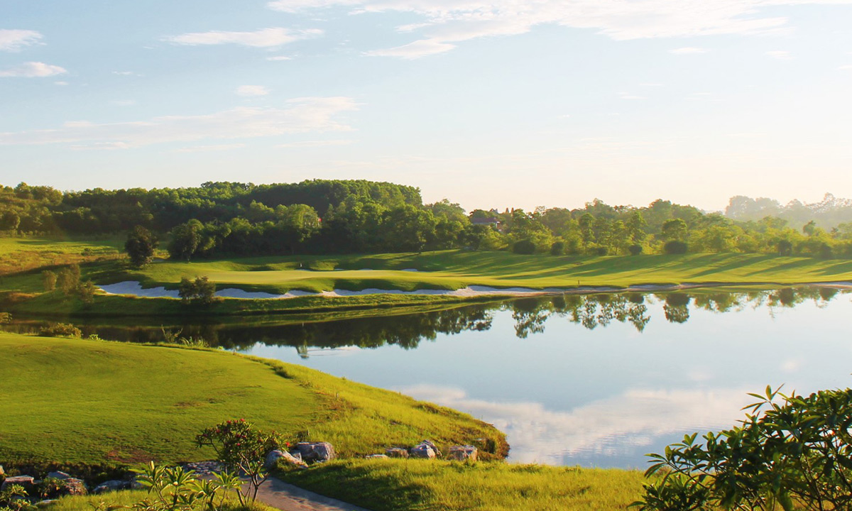 Sky Lake Resort & Golf Club