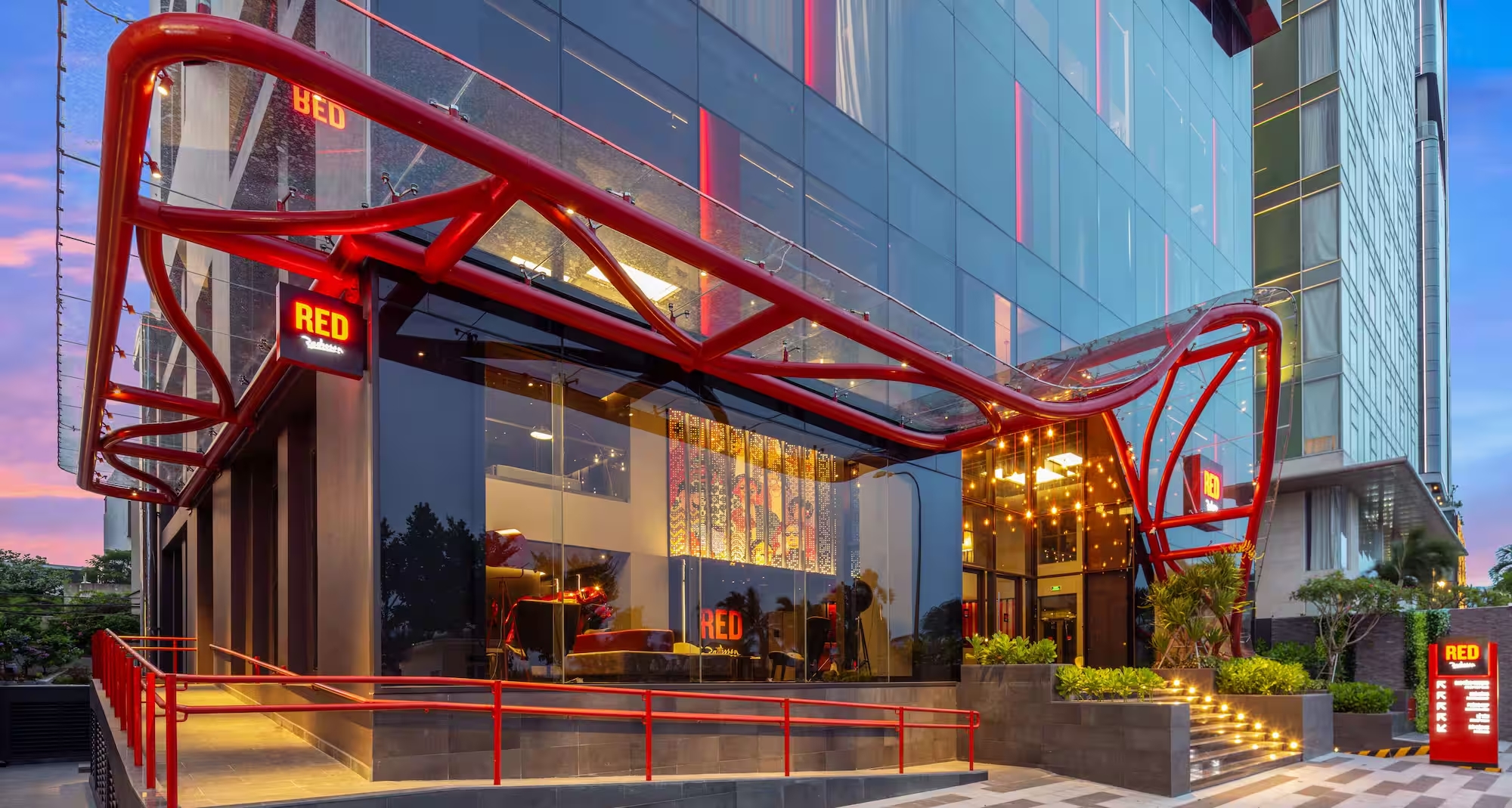 RADISSON RED DANANG