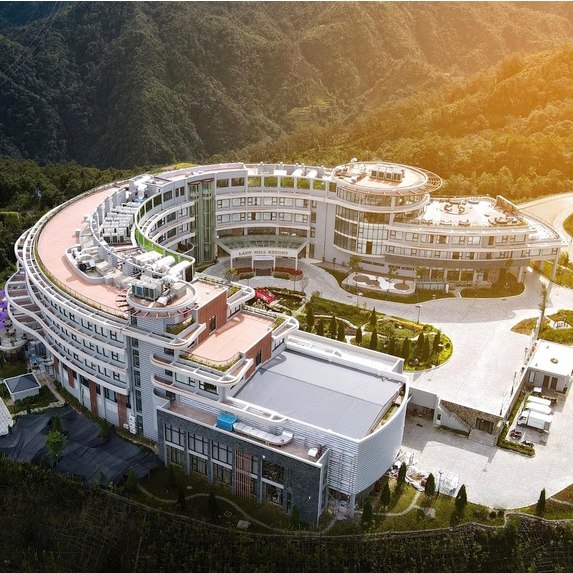 Lady Hill Sapa Resort
