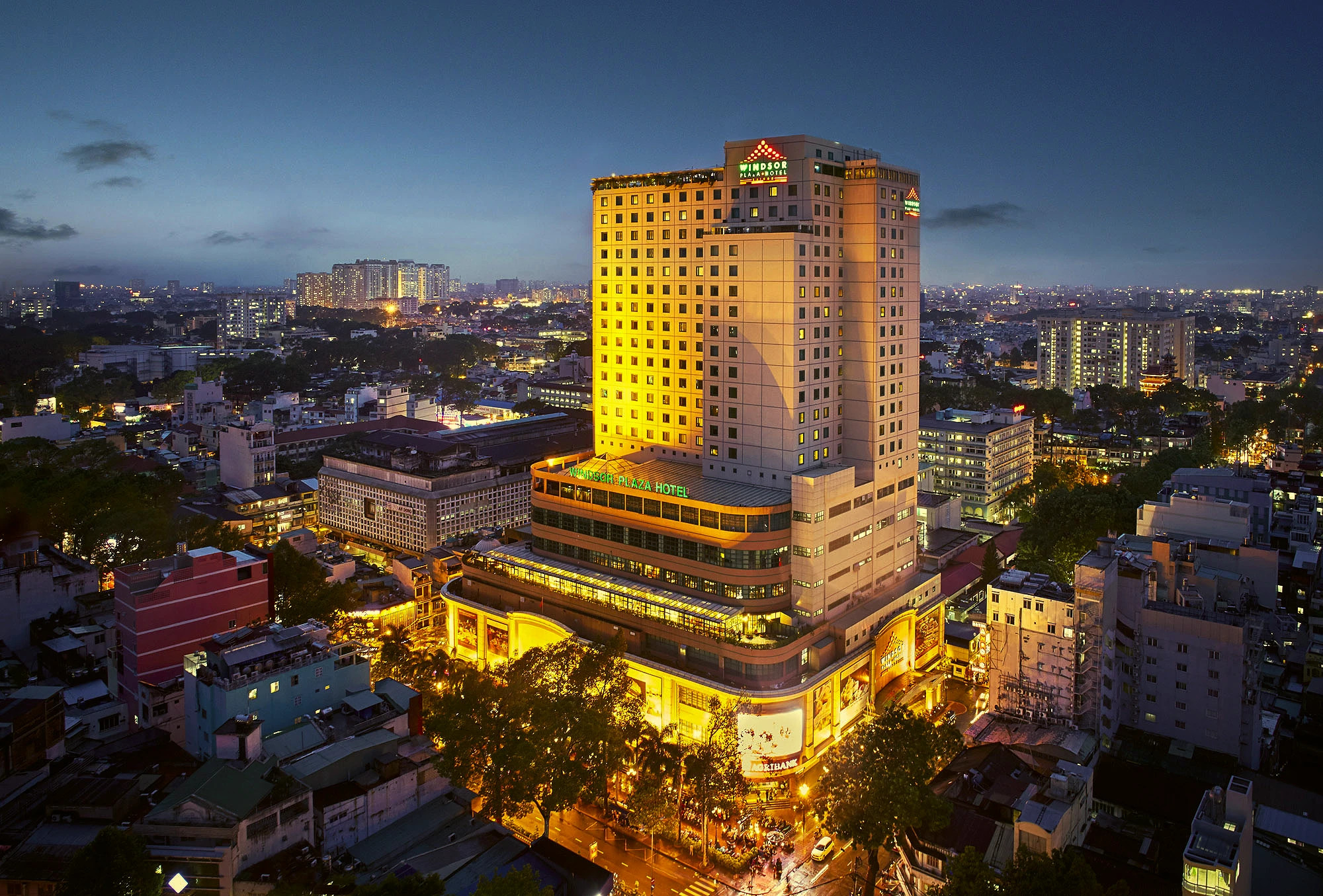 WINDSOR PLAZA HOTEL