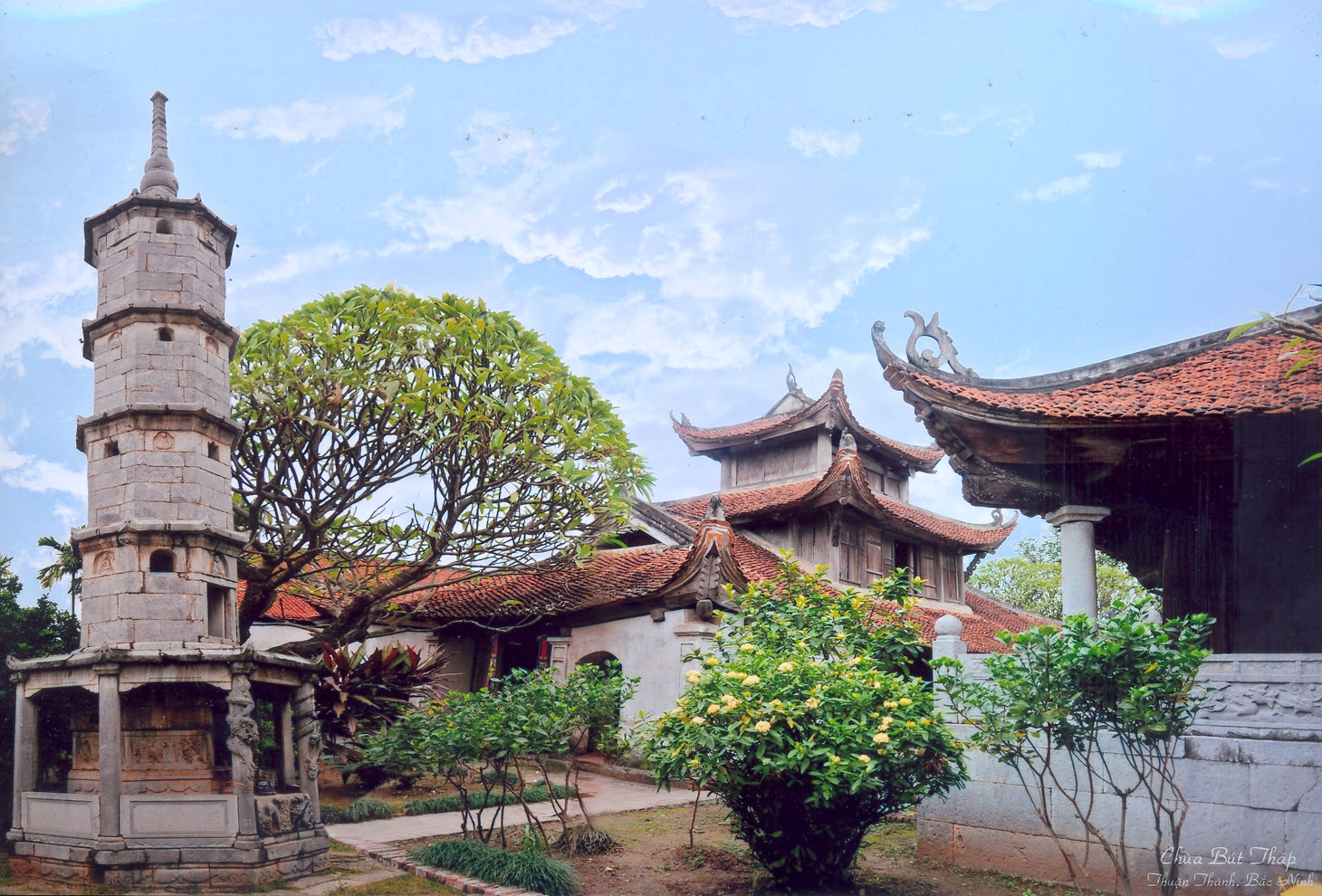But Thap pagoda