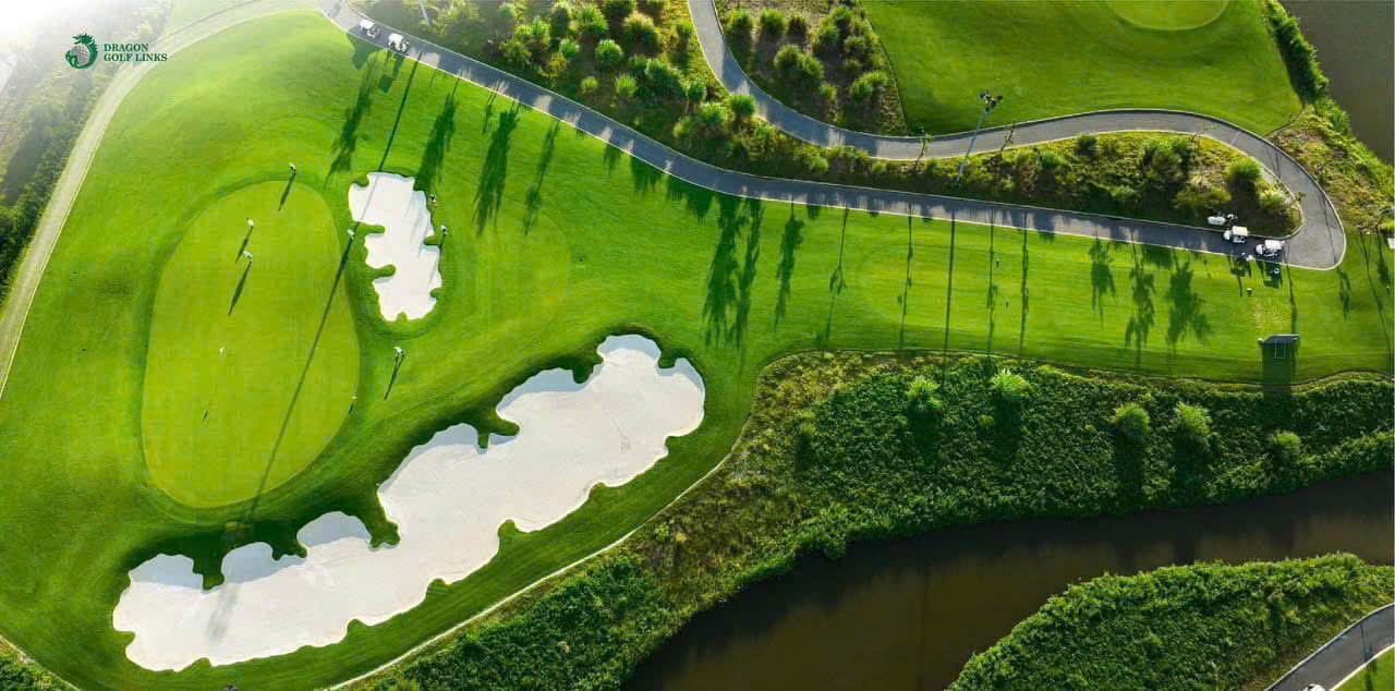 Dragon Golf Links