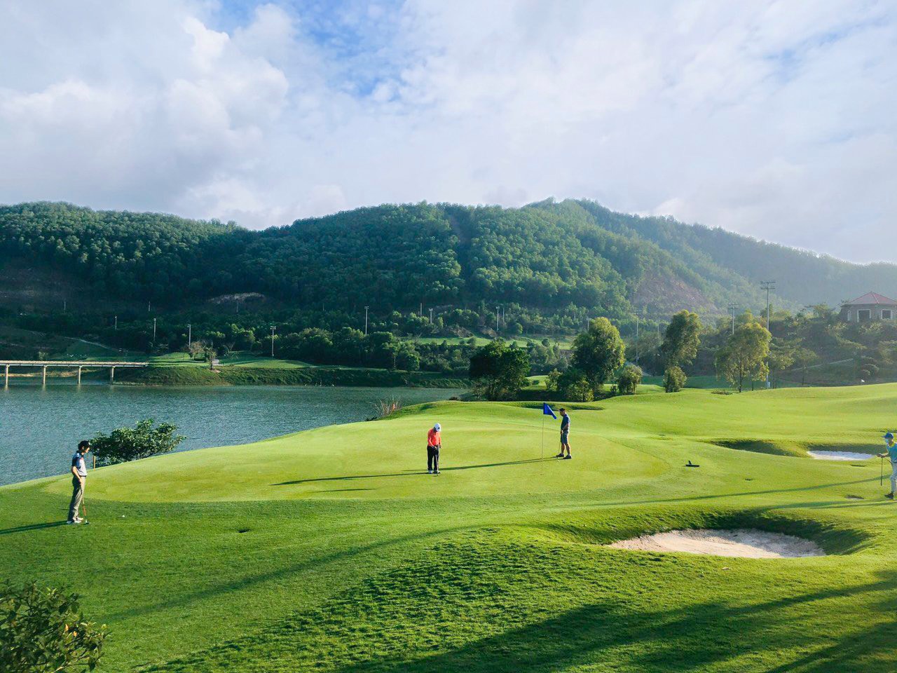 Amber Hills Golf & Resort