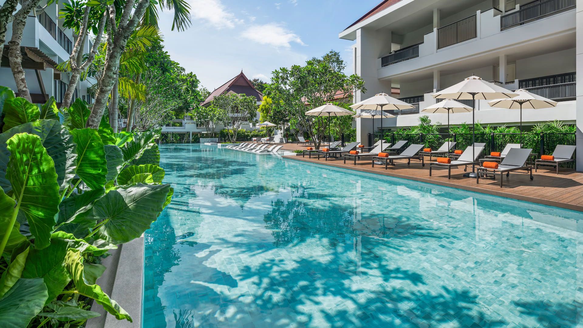 Kahavadi Chiang Rai, Curio Collection by Hilton