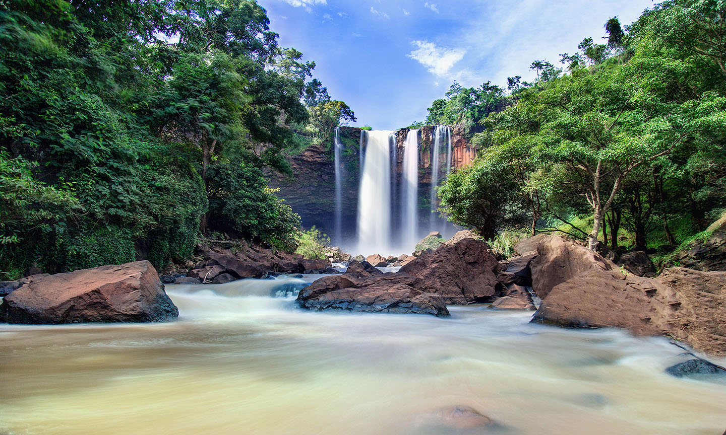 Phu Cuong Waterfall