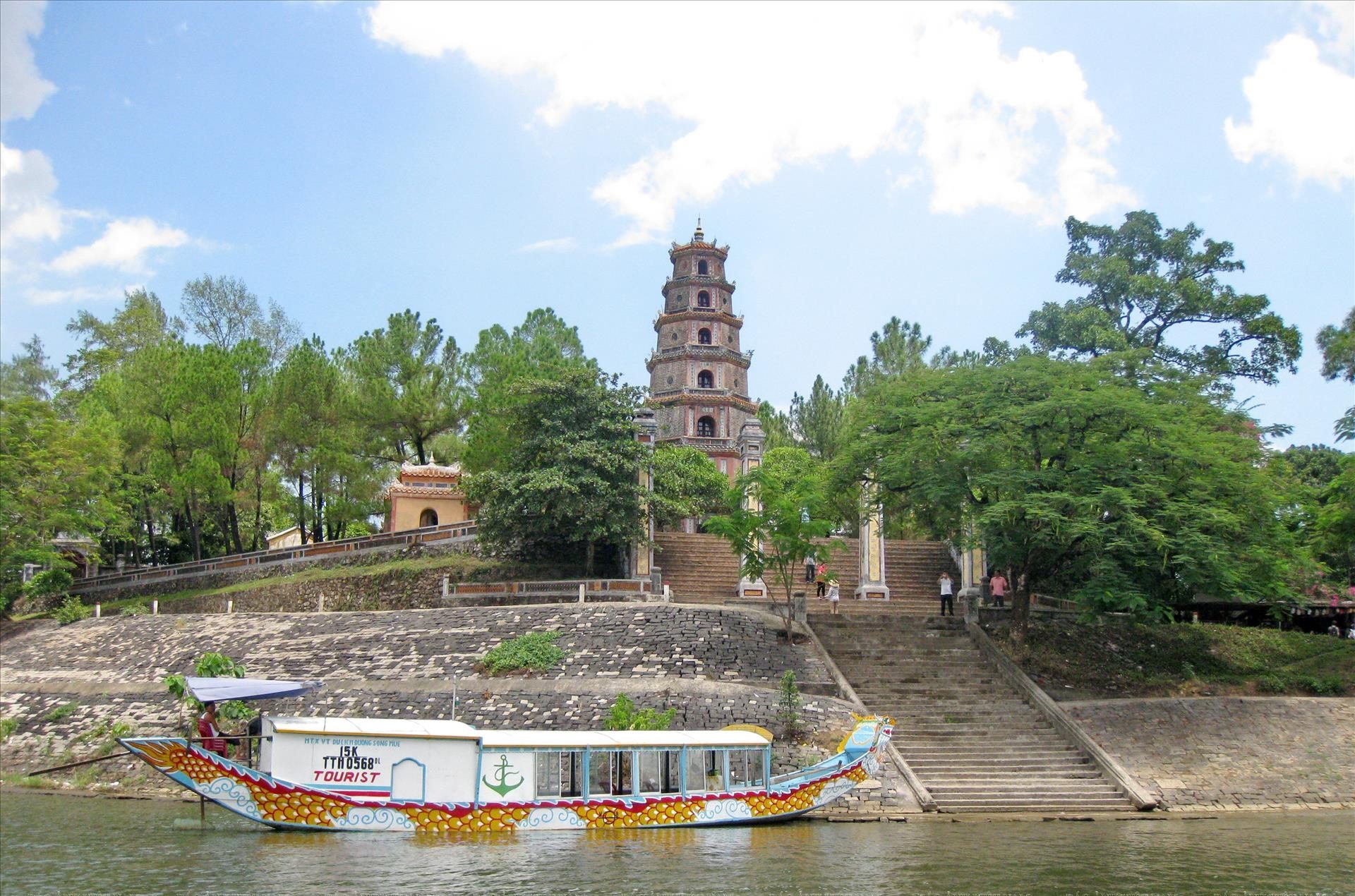 Thien Mu Pagoda