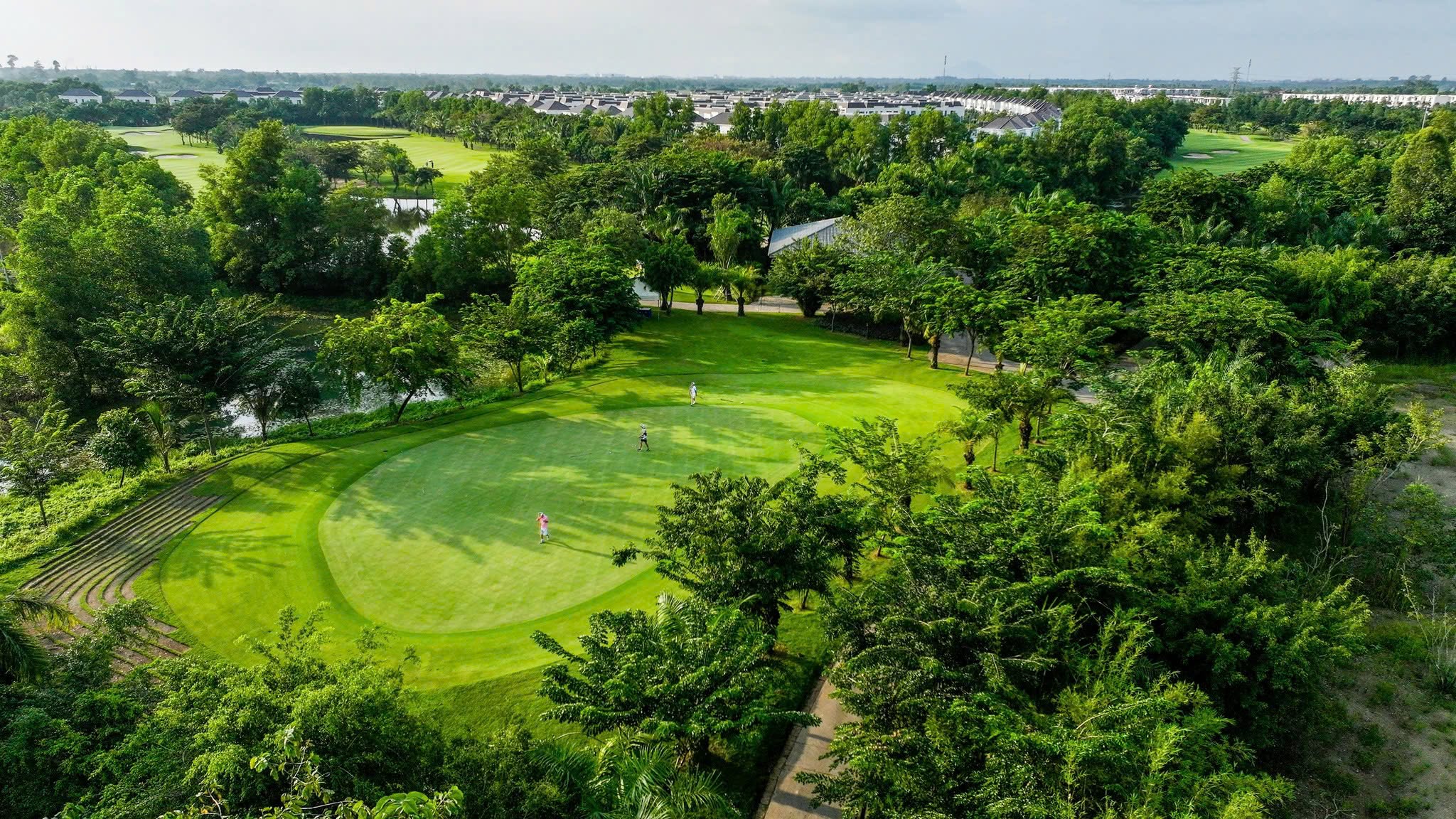 West Lakes Golf & Villas