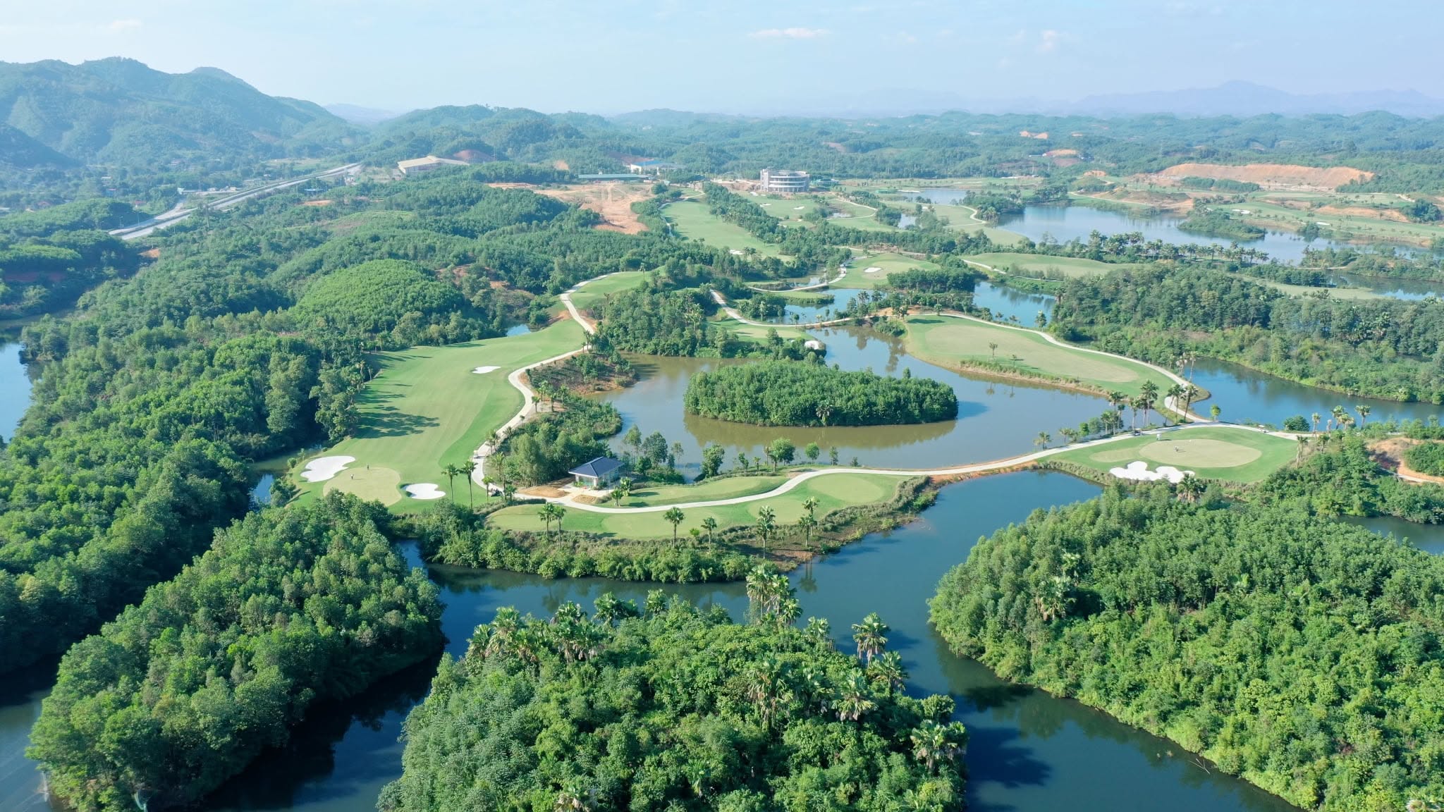 Yen Bai Star Golf & Resort