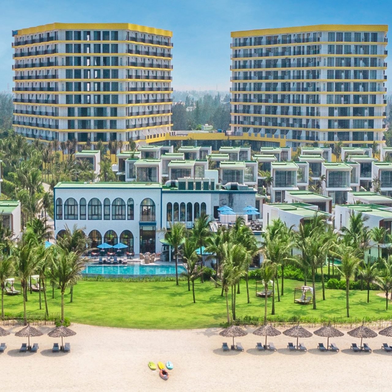 Wyndham Hoi An Royal Beachfront Resort