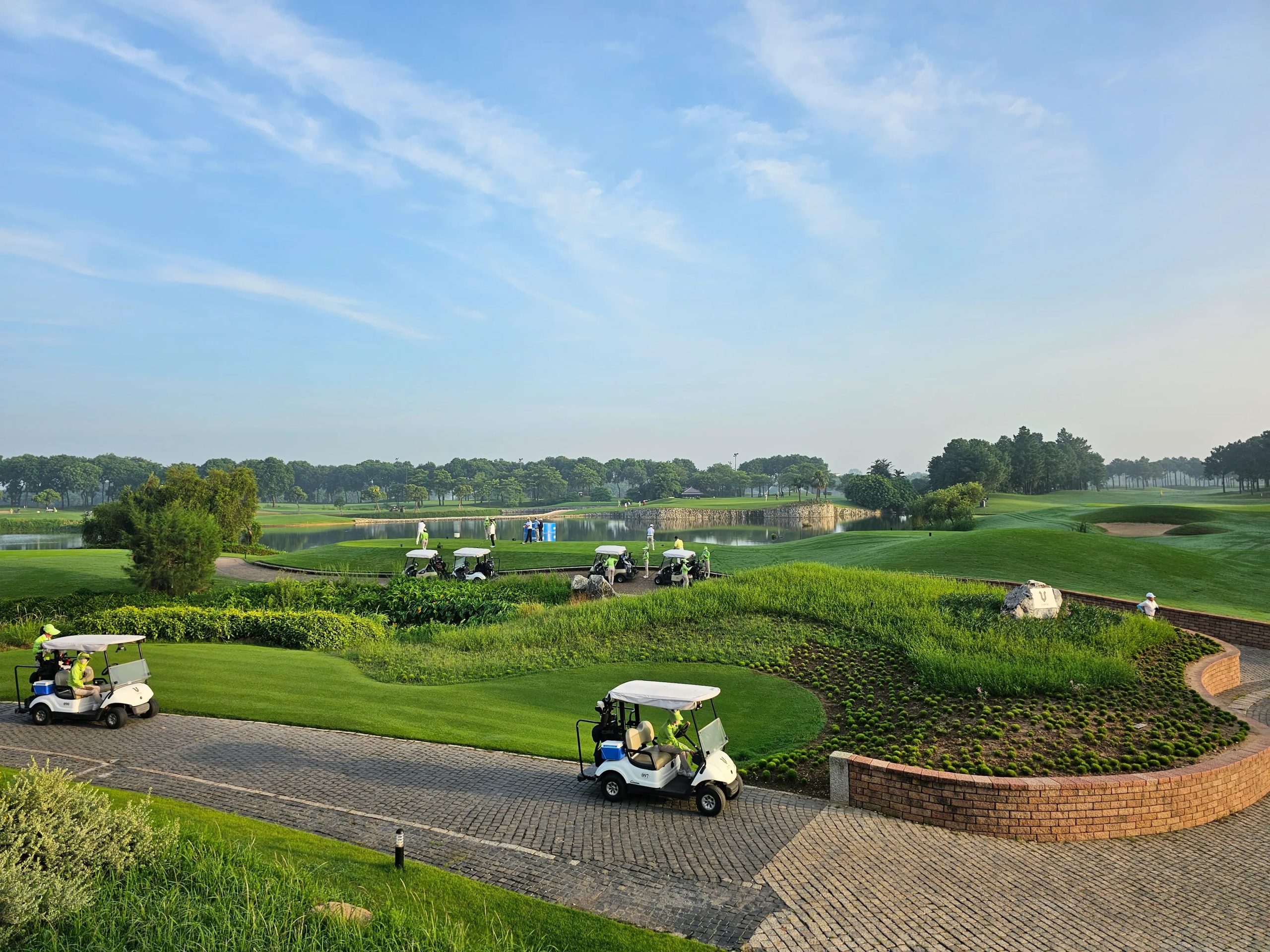 Van Tri Golf Club lasted